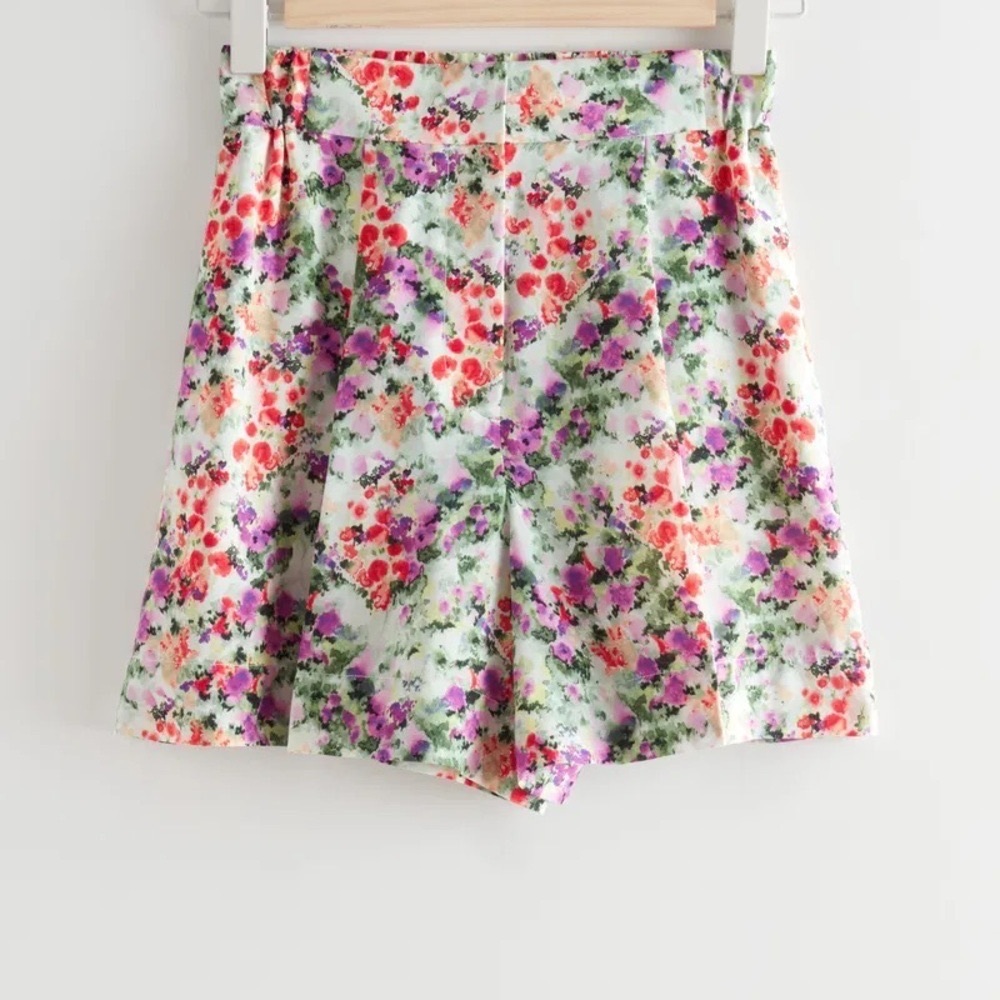 & Other Stories Floral High Waist Shorts - Multicolor